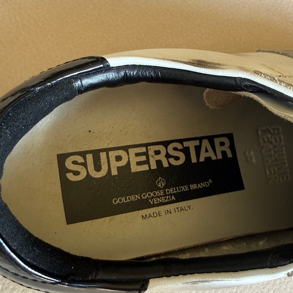 Golden Goose White Sneakers with Gray Star - Picture 7 of 8